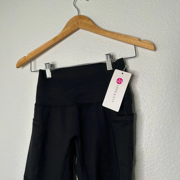 NWT Love & Fit SoftLuxe Stay Put Leggings & SoftLuxe Long Crop Top Set - Picture 8 of 13